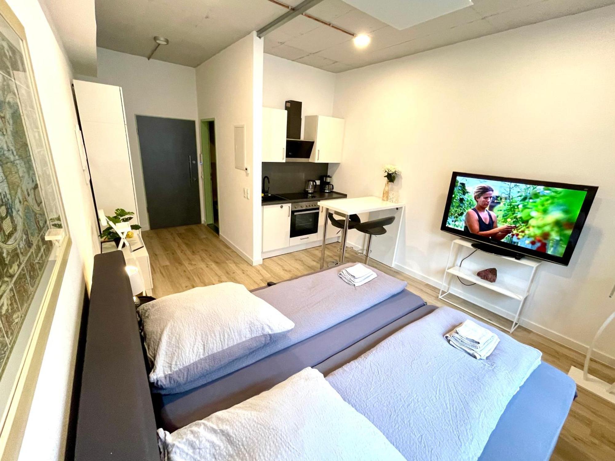 Neu Wunderschoenenes Weisses Apartament Am Schloessle Zentrum Goldstadt Pforzheim Kültér fotó