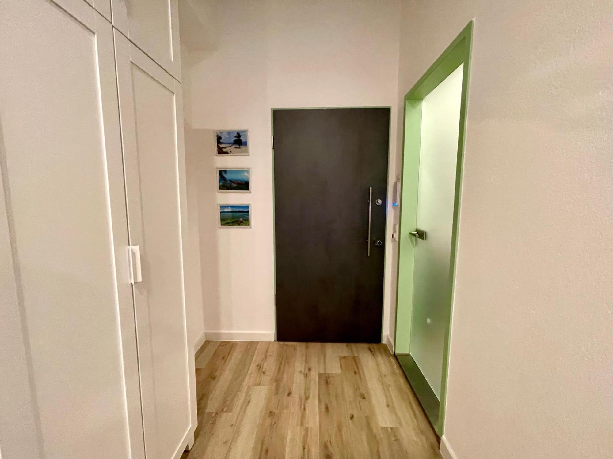 Neu Wunderschoenenes Weisses Apartament Am Schloessle Zentrum Goldstadt Pforzheim Kültér fotó