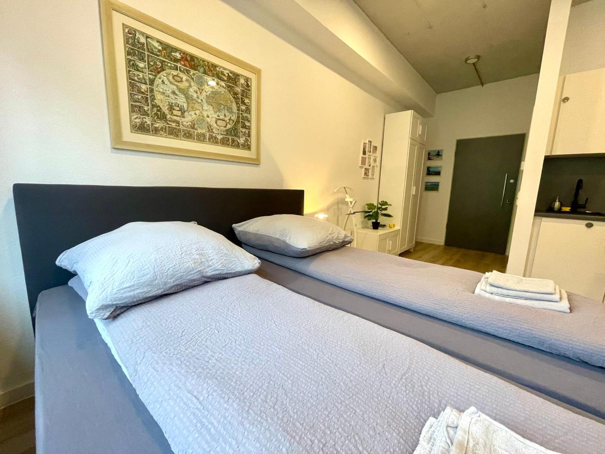 Neu Wunderschoenenes Weisses Apartament Am Schloessle Zentrum Goldstadt Pforzheim Kültér fotó