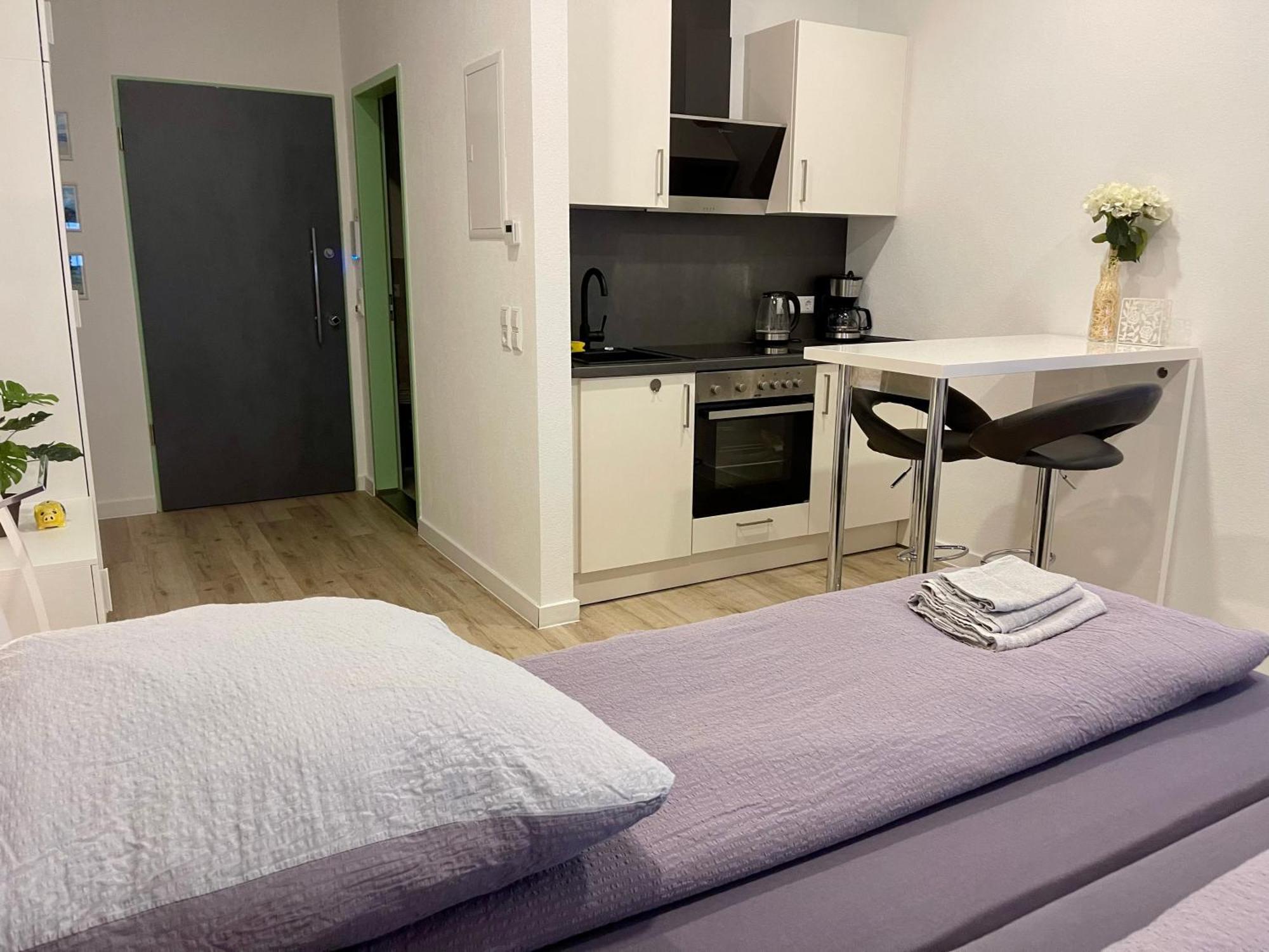 Neu Wunderschoenenes Weisses Apartament Am Schloessle Zentrum Goldstadt Pforzheim Kültér fotó