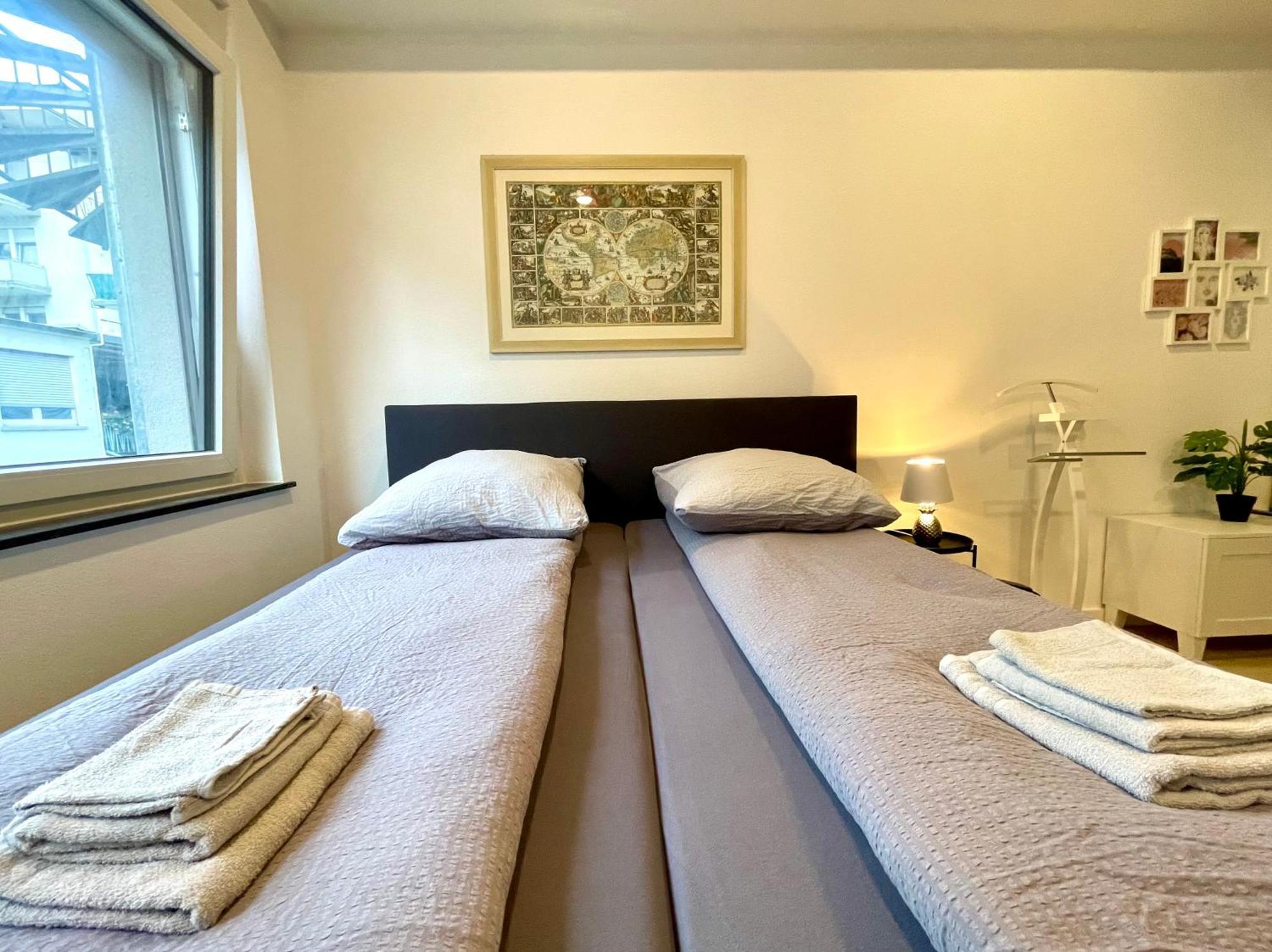 Neu Wunderschoenenes Weisses Apartament Am Schloessle Zentrum Goldstadt Pforzheim Kültér fotó