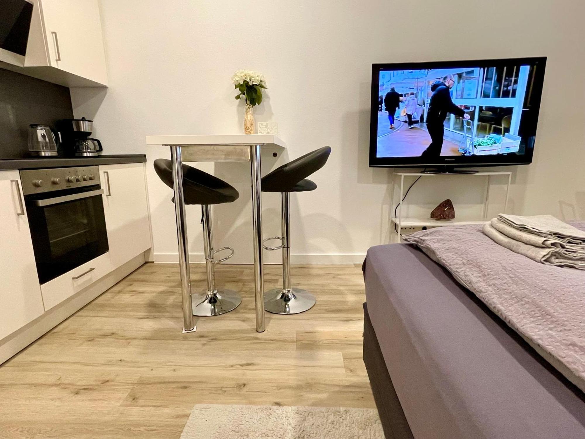 Neu Wunderschoenenes Weisses Apartament Am Schloessle Zentrum Goldstadt Pforzheim Kültér fotó