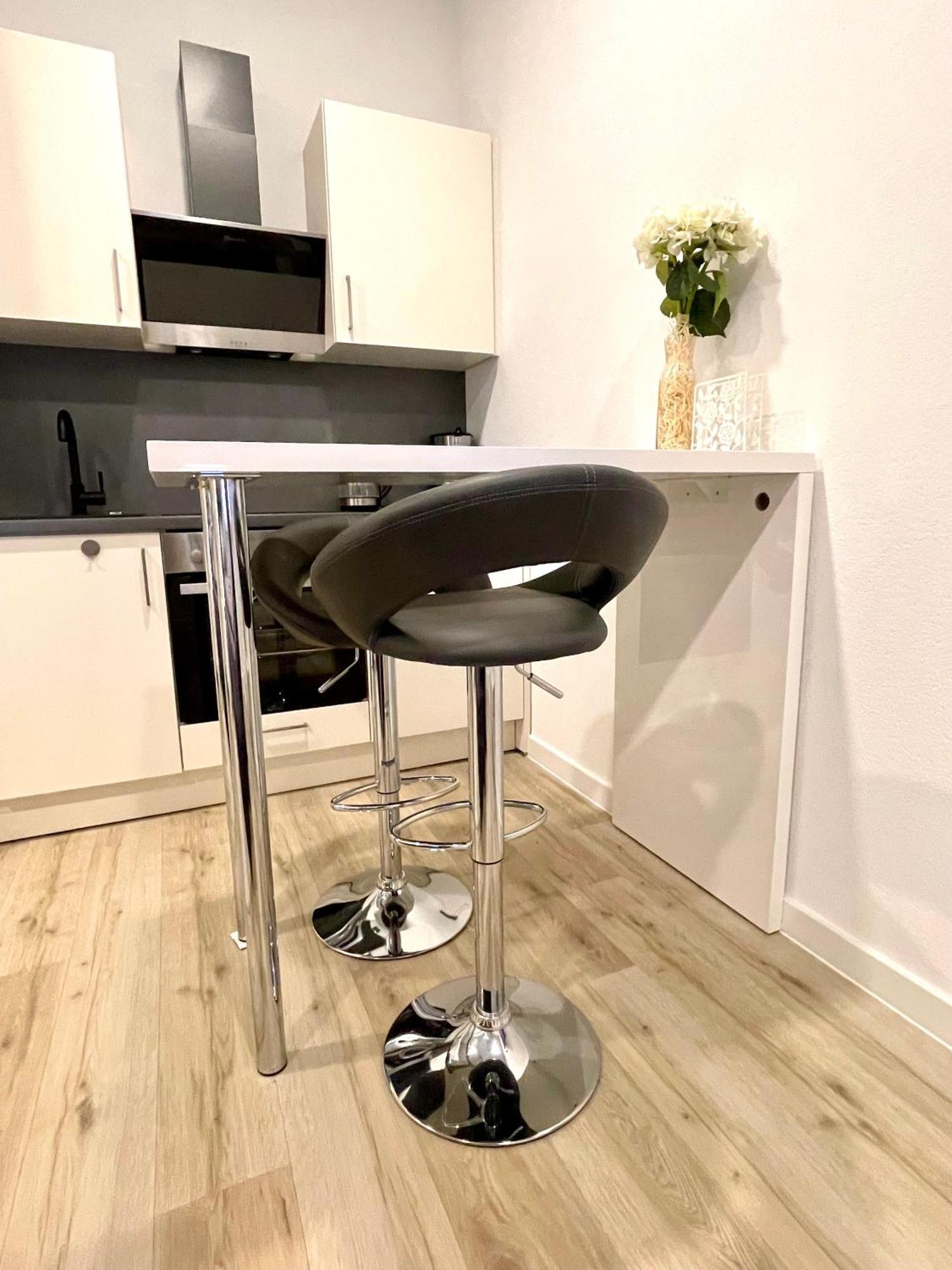 Neu Wunderschoenenes Weisses Apartament Am Schloessle Zentrum Goldstadt Pforzheim Kültér fotó