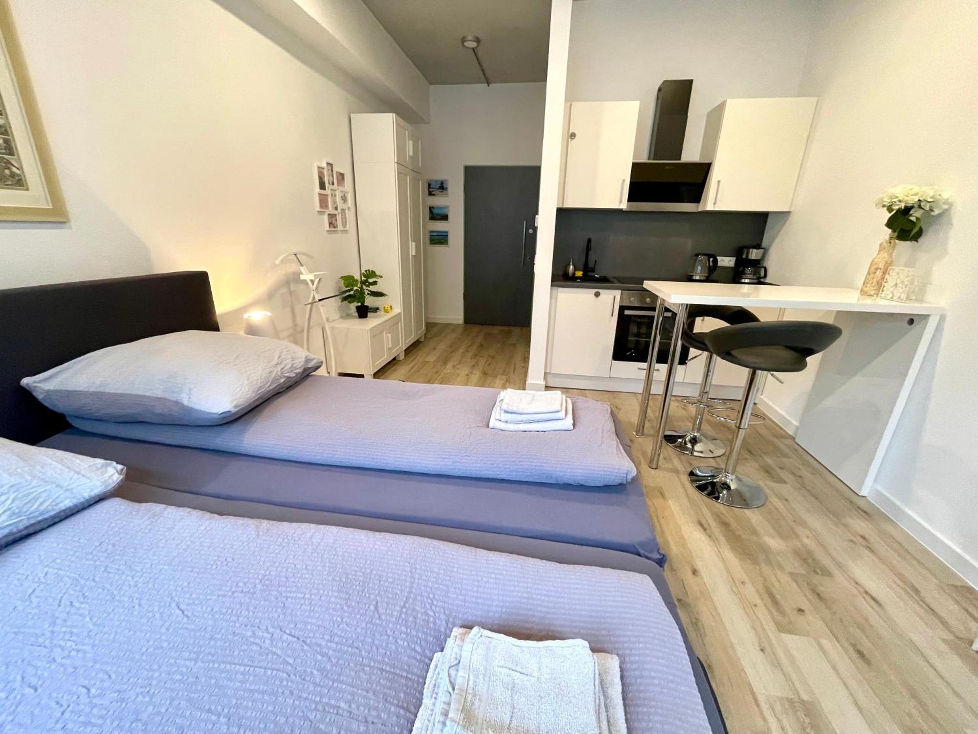 Neu Wunderschoenenes Weisses Apartament Am Schloessle Zentrum Goldstadt Pforzheim Kültér fotó