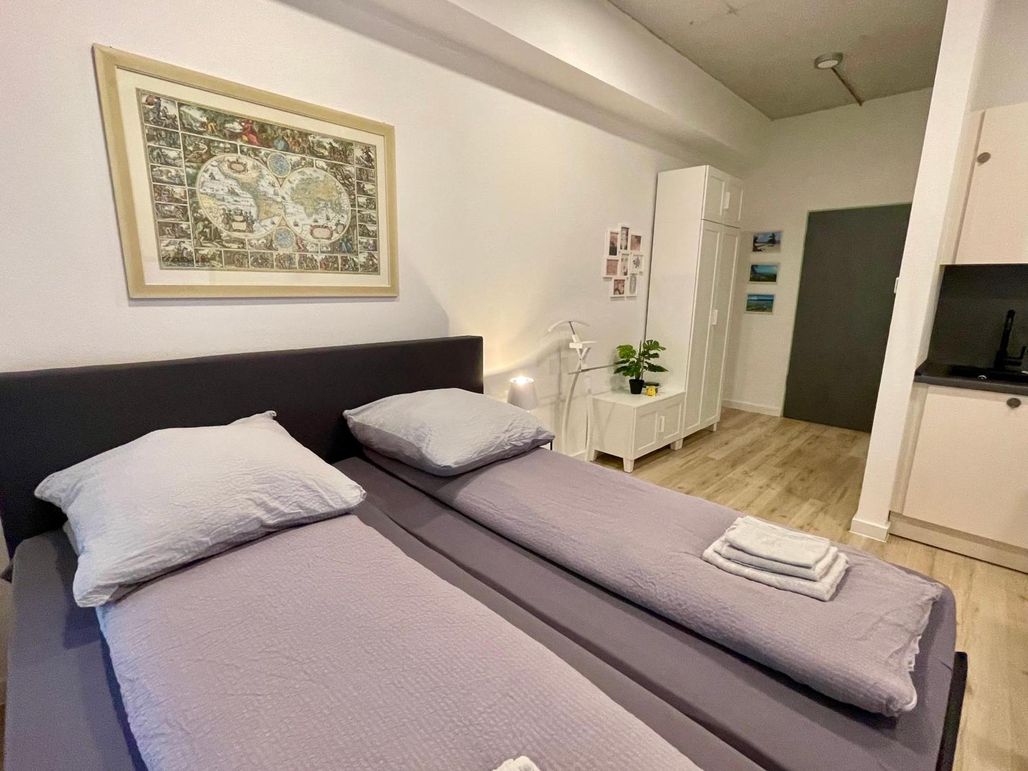 Neu Wunderschoenenes Weisses Apartament Am Schloessle Zentrum Goldstadt Pforzheim Kültér fotó