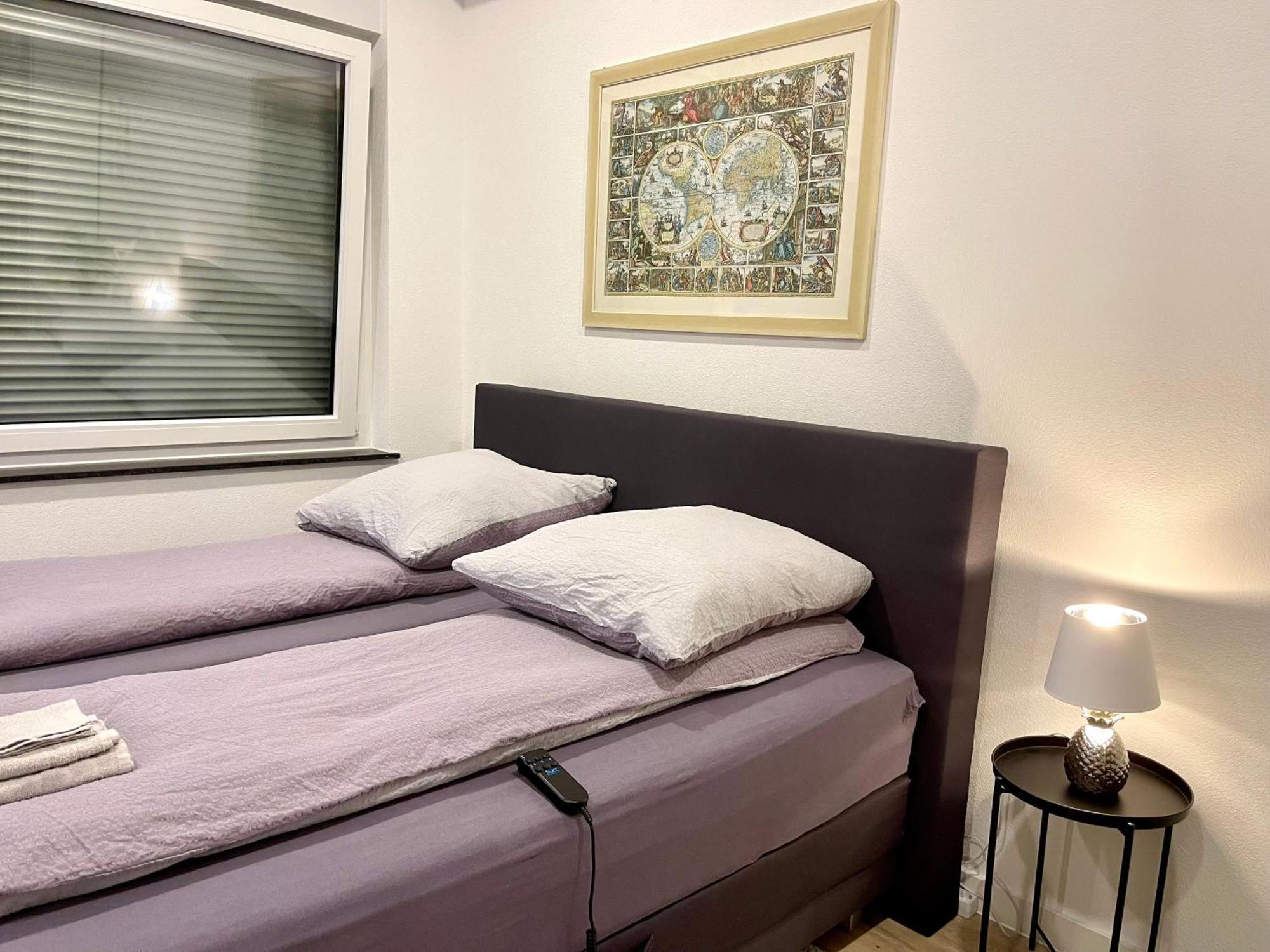 Neu Wunderschoenenes Weisses Apartament Am Schloessle Zentrum Goldstadt Pforzheim Kültér fotó