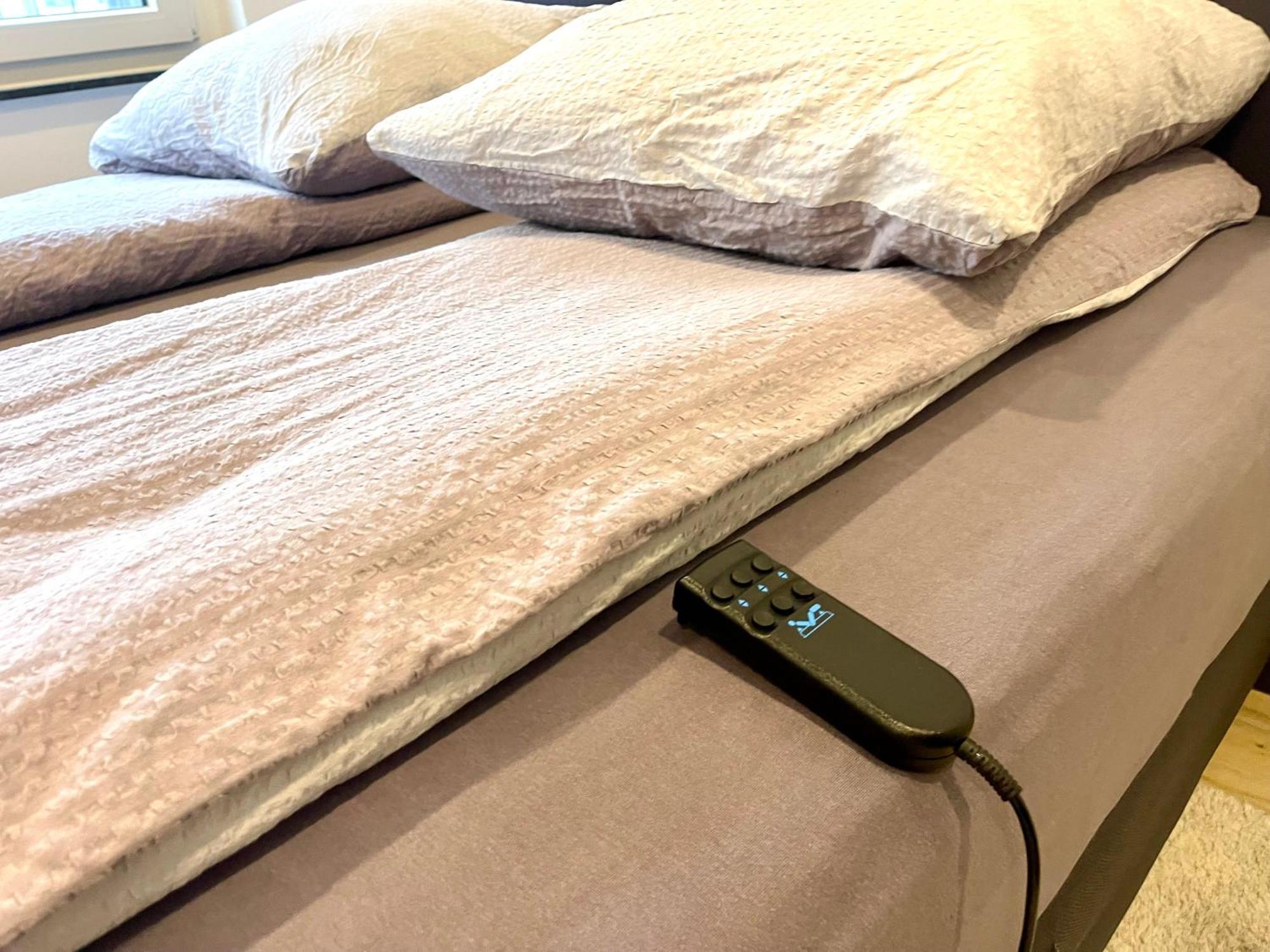 Neu Wunderschoenenes Weisses Apartament Am Schloessle Zentrum Goldstadt Pforzheim Kültér fotó